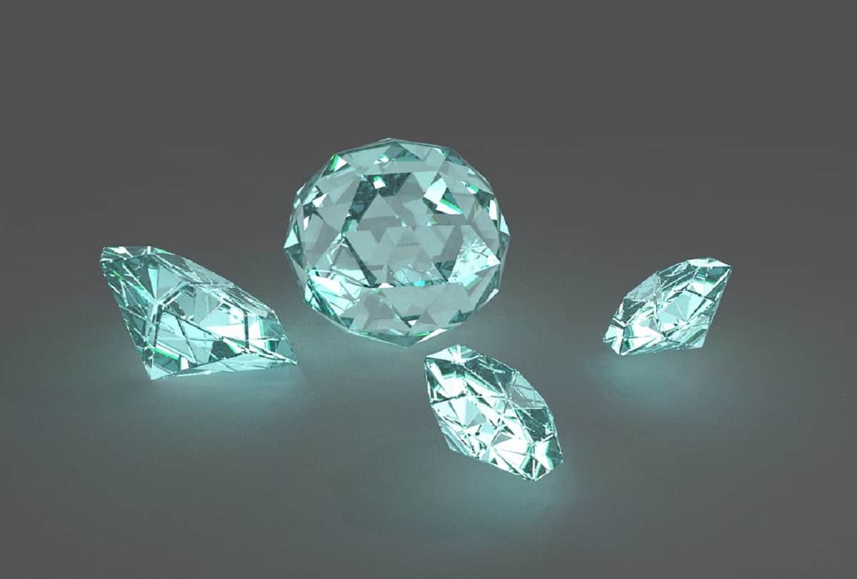 dangerous planet far away from the earth Neptune where diamonds rain