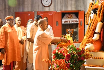 गोरखनाथ मंदिर।