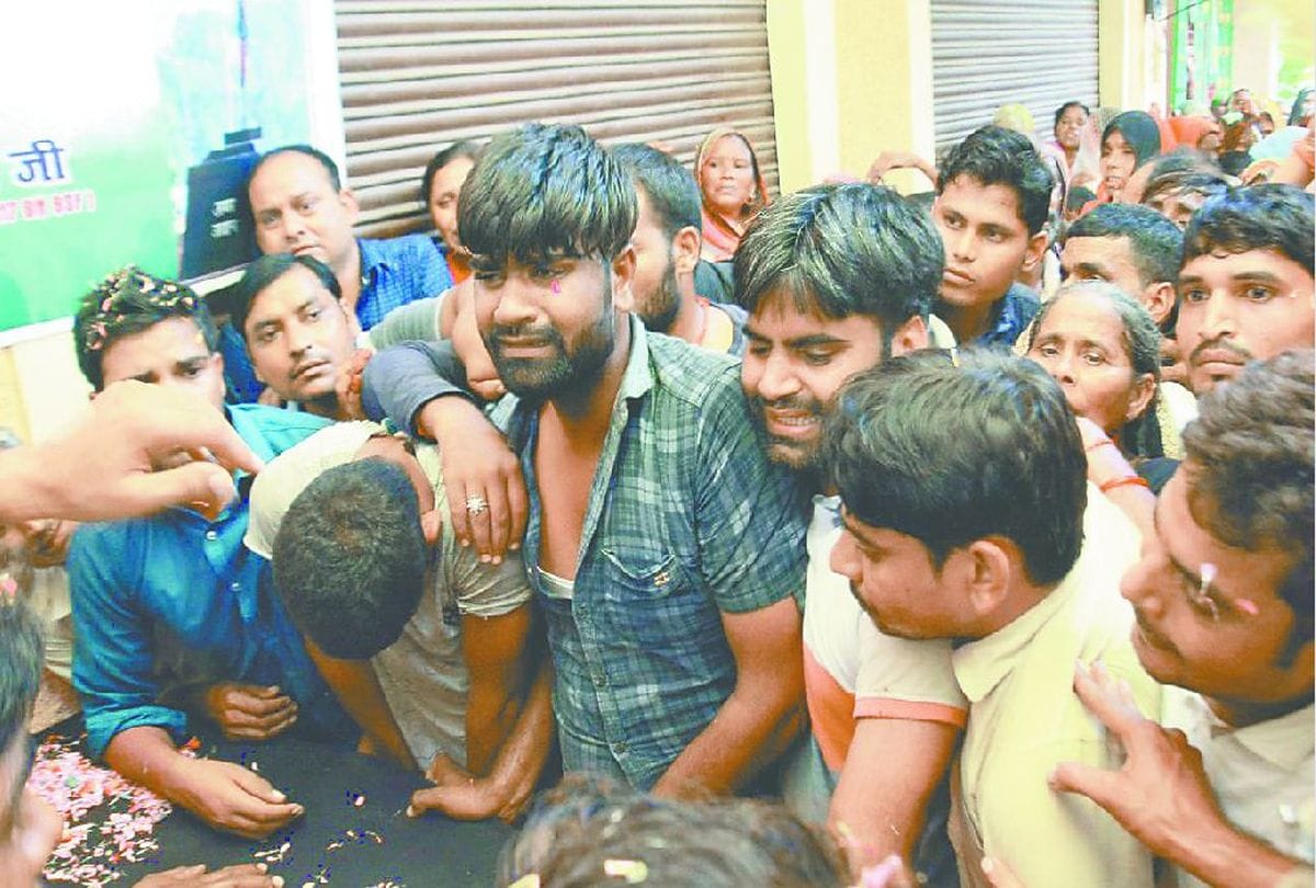 Bsf jawan martyr Bharat Mata Ki Jay Nare in funeral