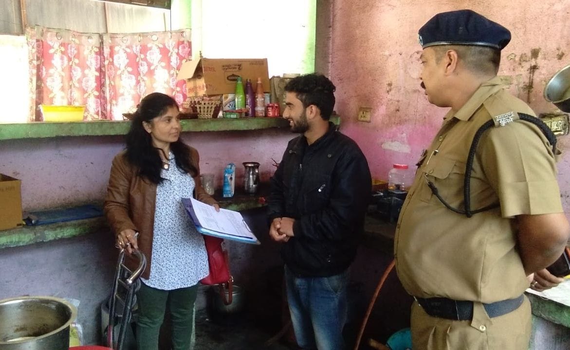 Five samples filled with milk, sweets and edible oil