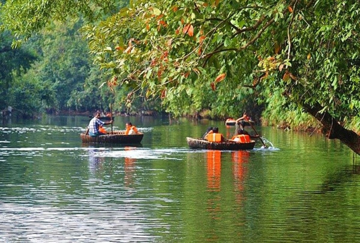 kerala adventure places and jungle trekking