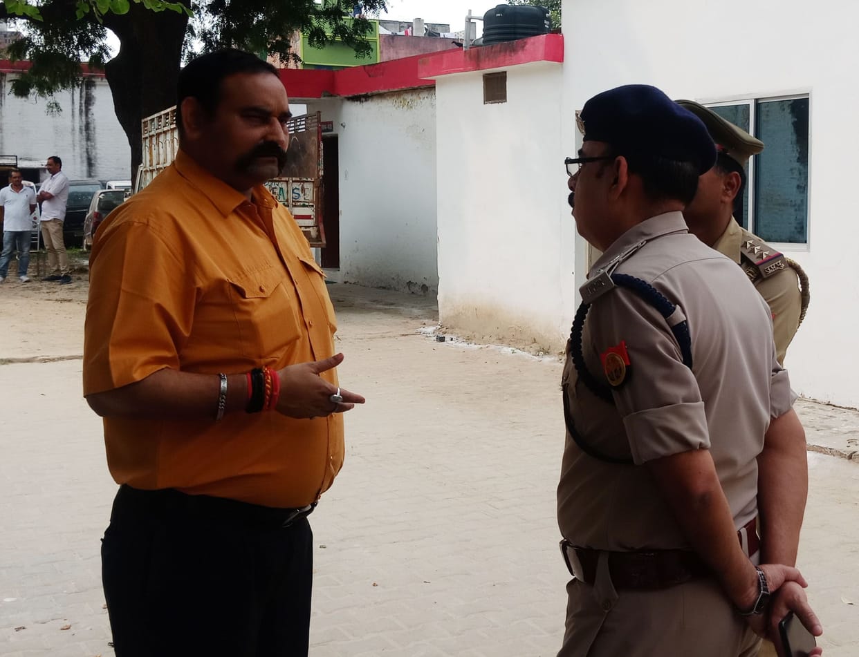 ATS interrogation of Kashmiri youth for three hours, left late at night