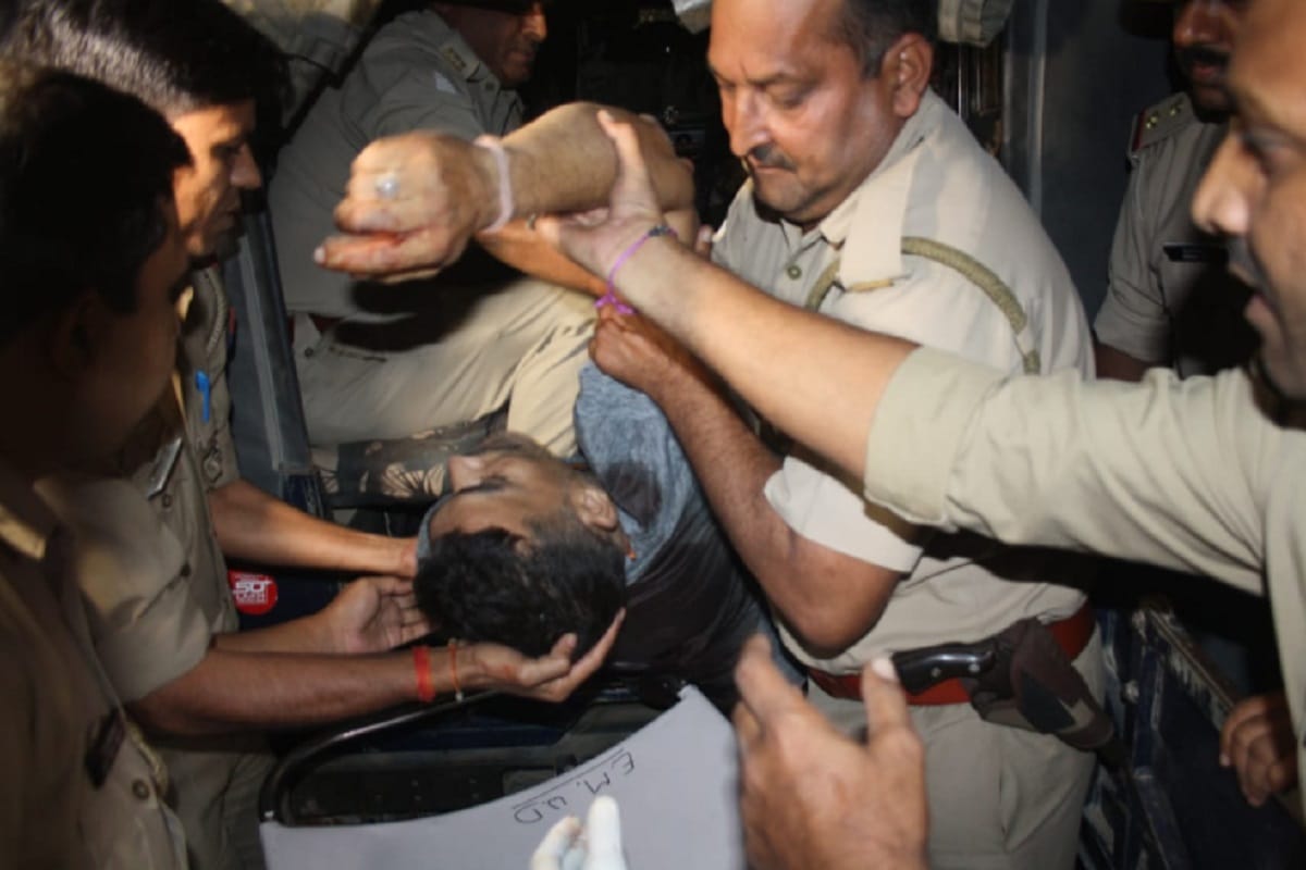 Encounter: Police killed Criminal Sanjeev Pakodi awarded of one lakh in Meerut