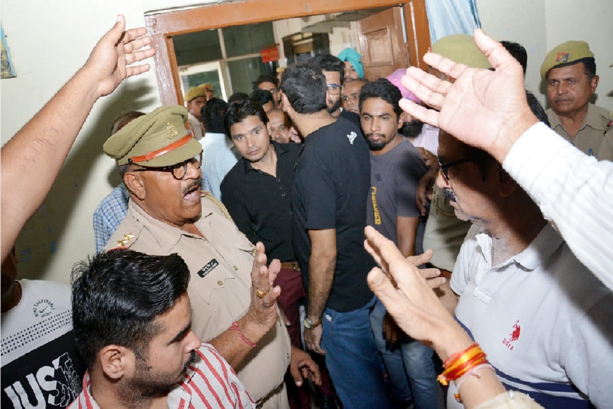 Ruckus in board meeting of municipality in Muzaffarnagar district