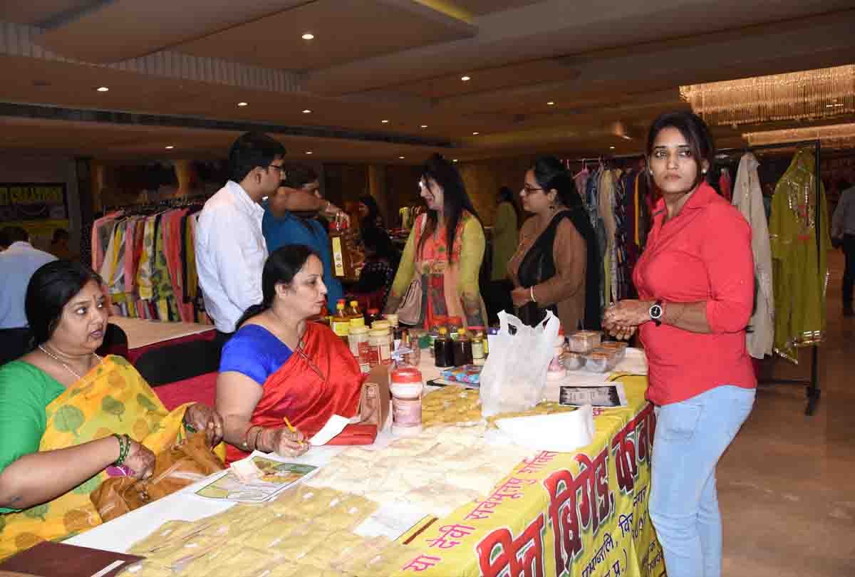 diwali market in kanpur