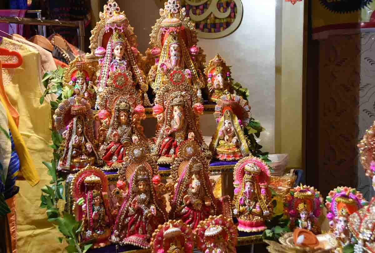 diwali market in kanpur