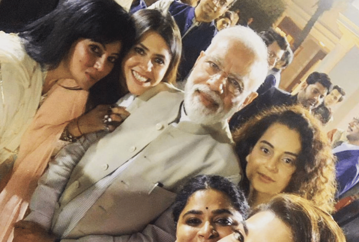 Shah Rukh Khan to Aamir Khan these bollywood celbs shared photo with Prime Minister Narendra Modi