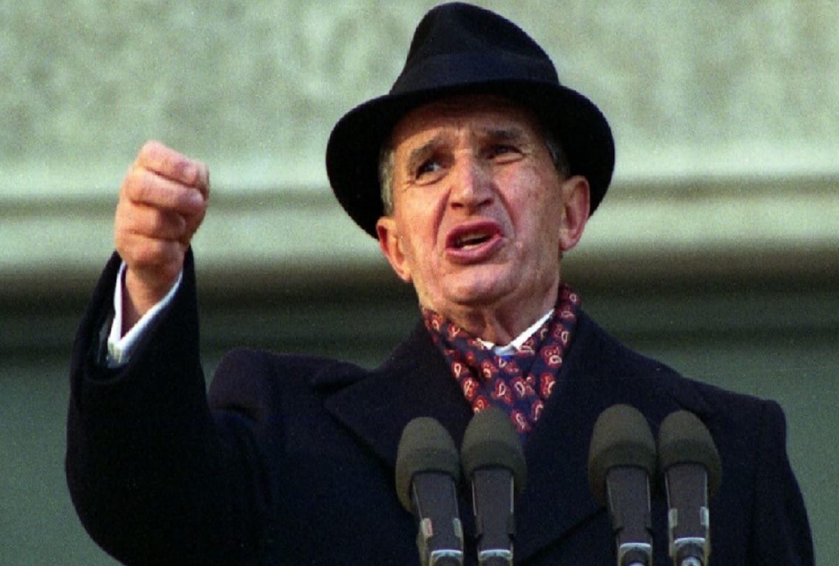 world most cruel dictator Nicolae Ceausescu who washed hand with alcohol
