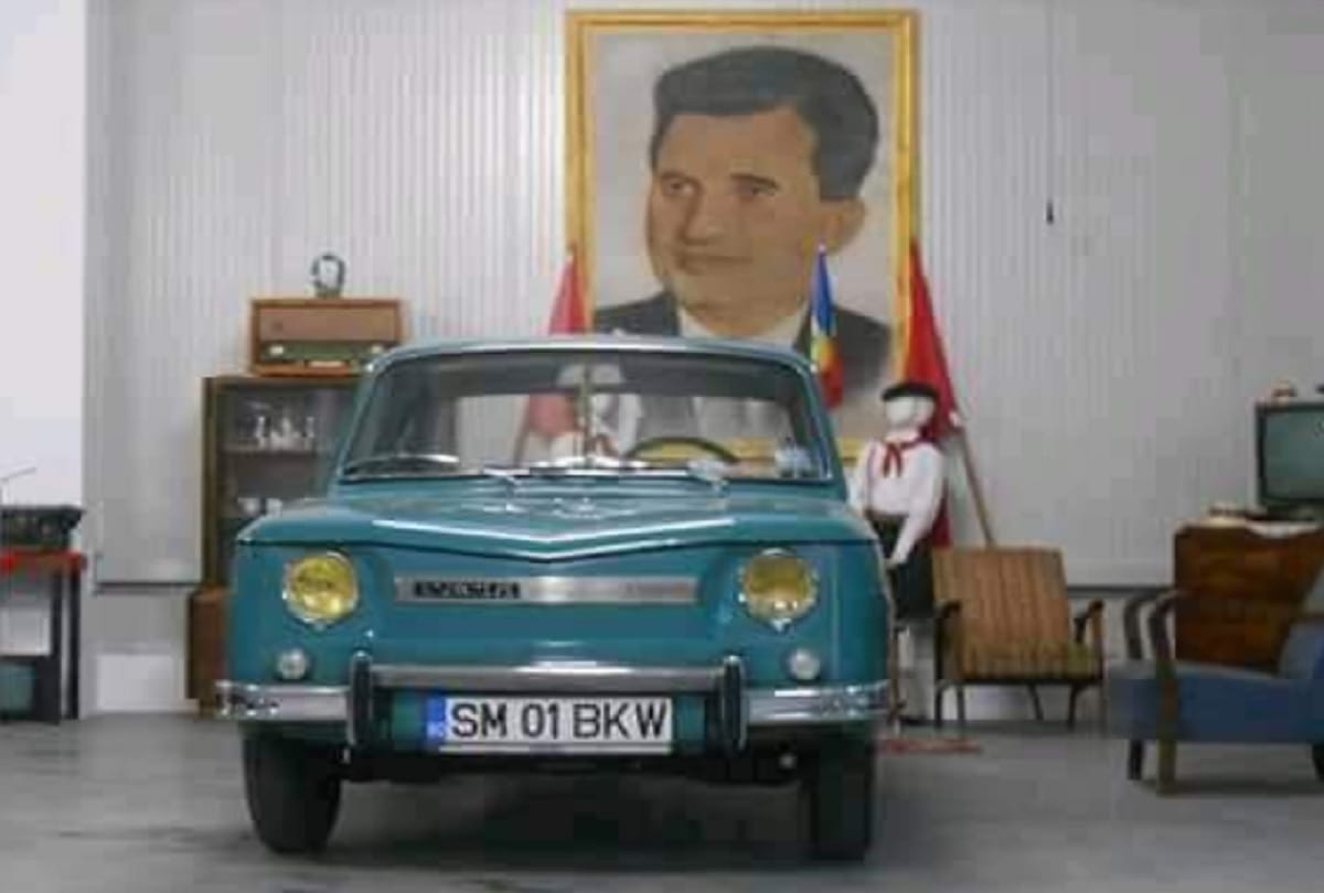 world most cruel dictator Nicolae Ceausescu who washed hand with alcohol