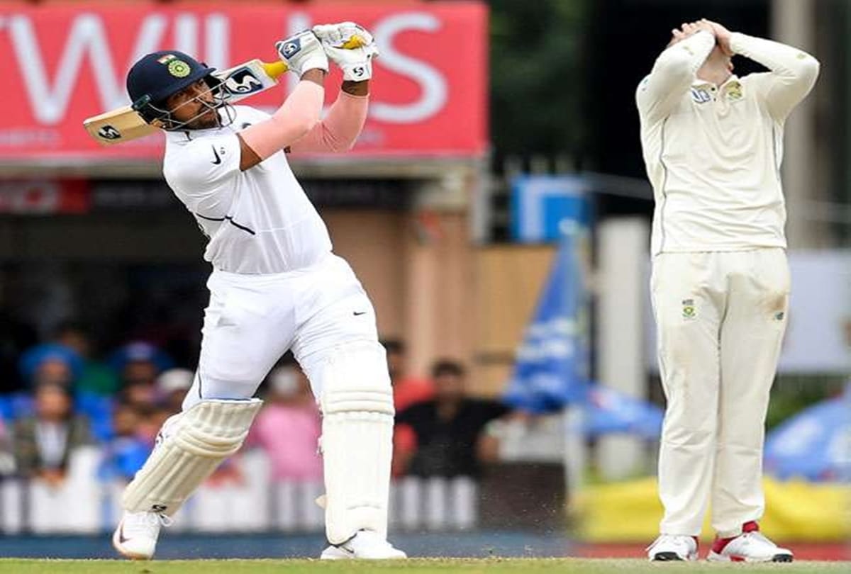 INDvSA Umesh Yadav lays waste to Proteas bowlers Virat Kohli gives hilarious reaction Watch video