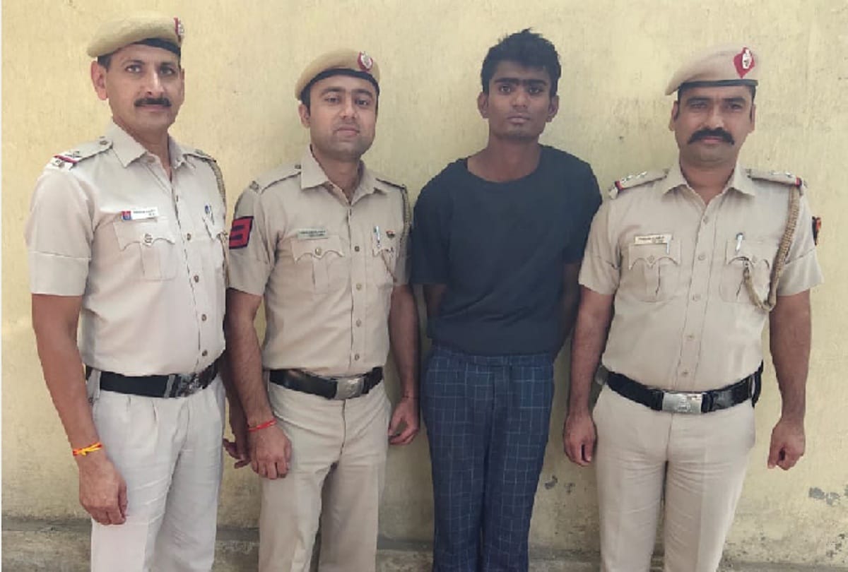 delhi police arrested abdul khalid accused in girl molestation