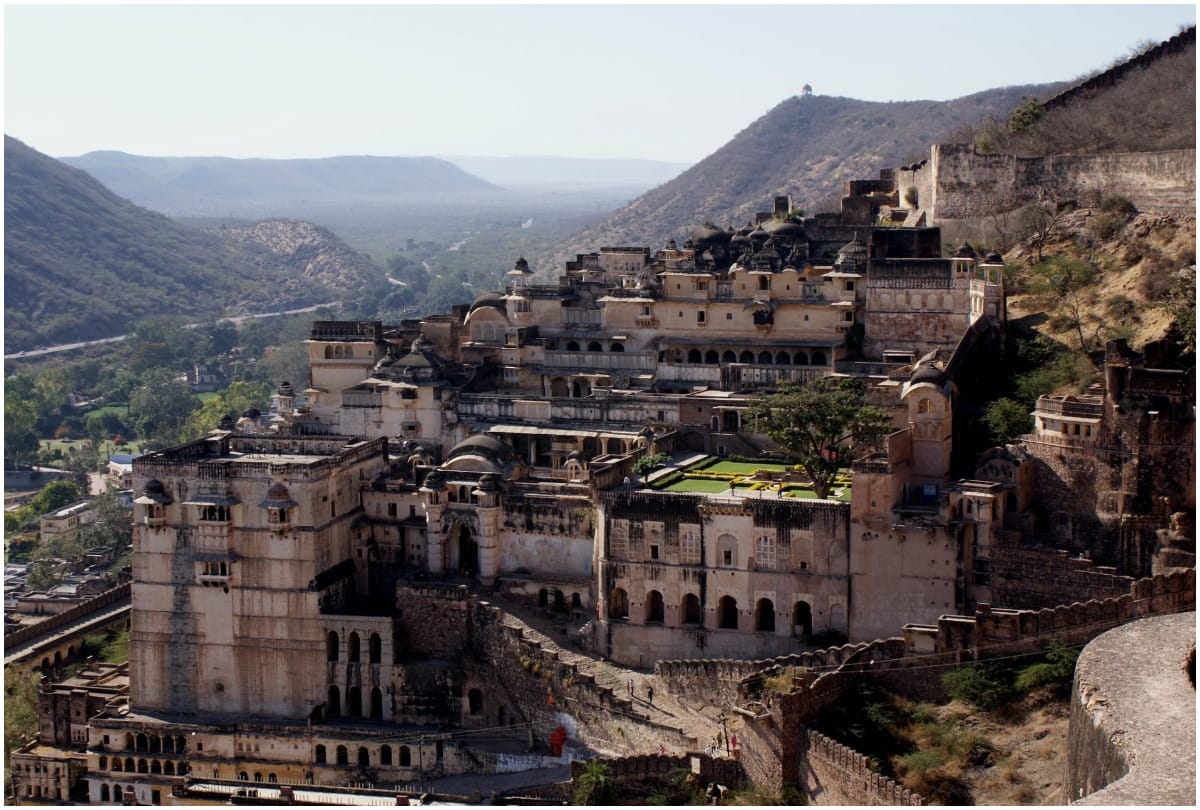 4 places near jaipur city where you need to visit