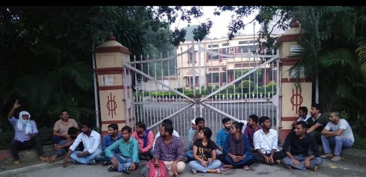 student protest irregularities in BHU teacher appointment varanssi