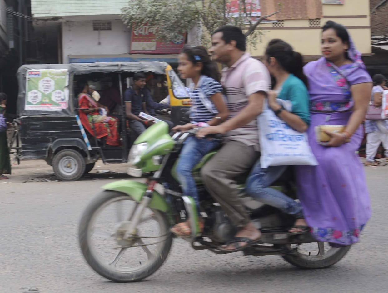 people are not following the trafic rules