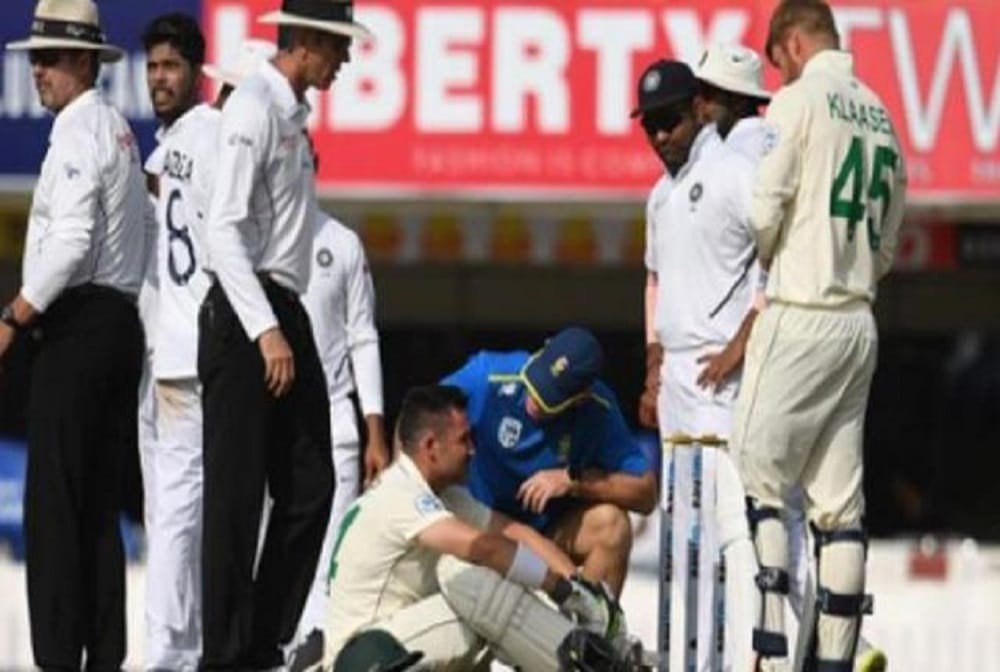 india vs south africa: Umesh Yadavs nasty bouncer hits Dean Elgar on helmet