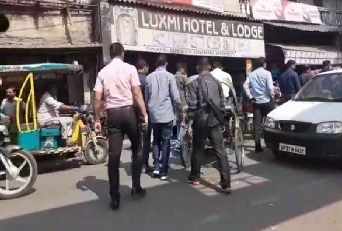 Alert in Shahjahanpur regarding Kamlesh Tiwari massacre police raids at different places