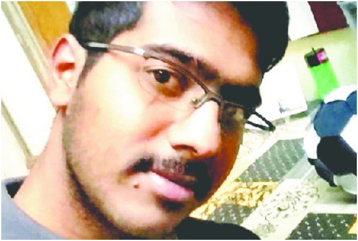 saint Stephens professor killed mother and committed suicide