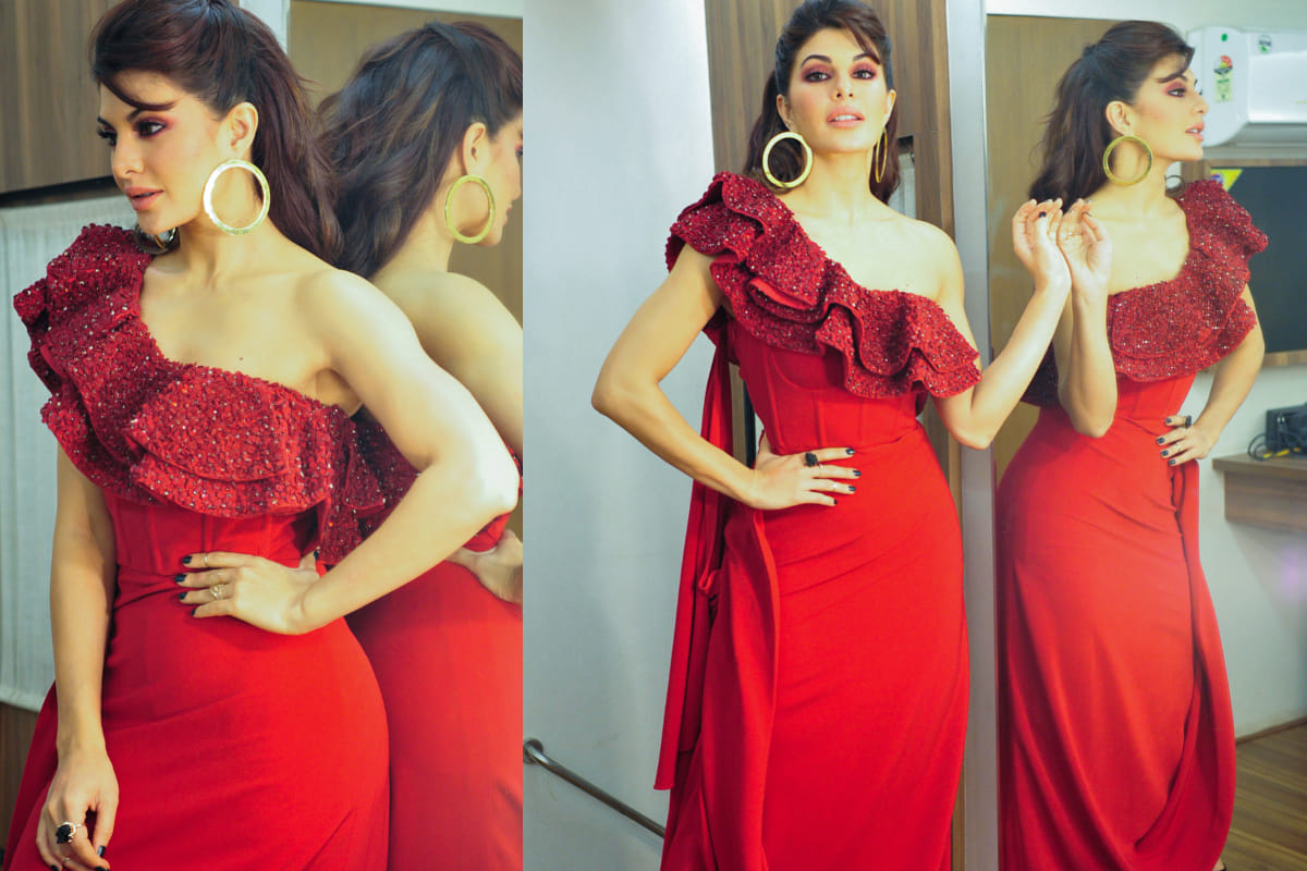 try out trendy hoop earrings from 80's and 90's style