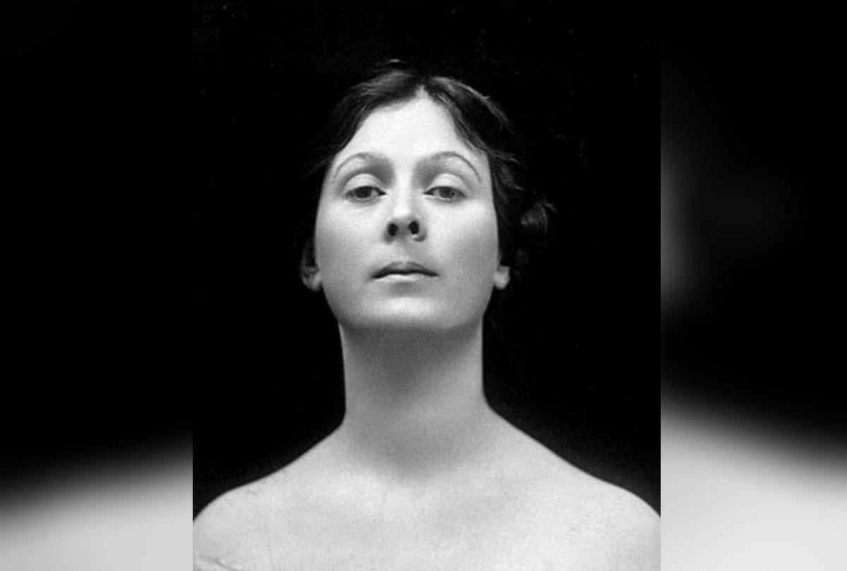 Viewers will be introduced to life of European dancer Ijadora Duncan today
