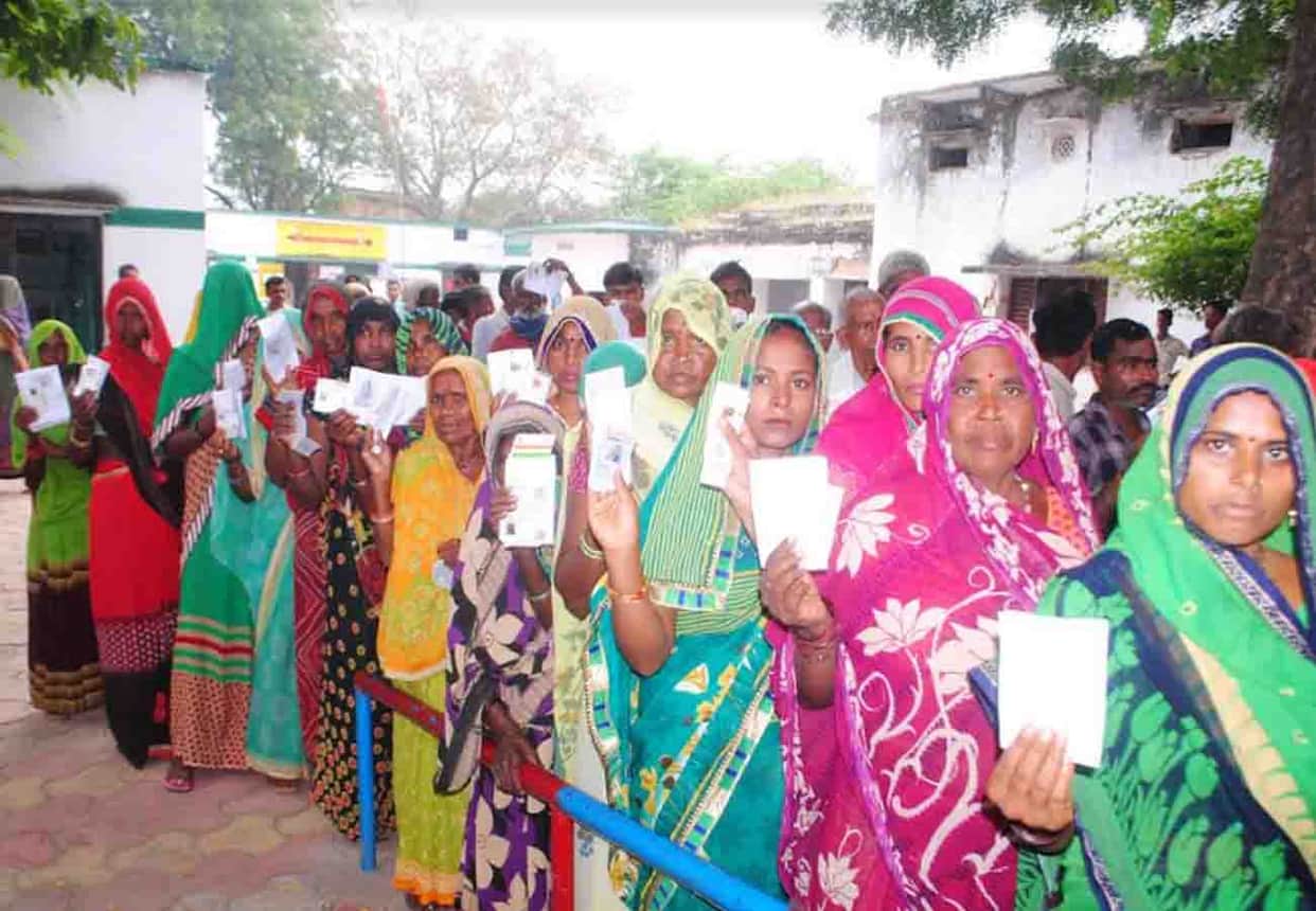Manikpur Assembly by-election did not give fear of dacoits, voting increased
