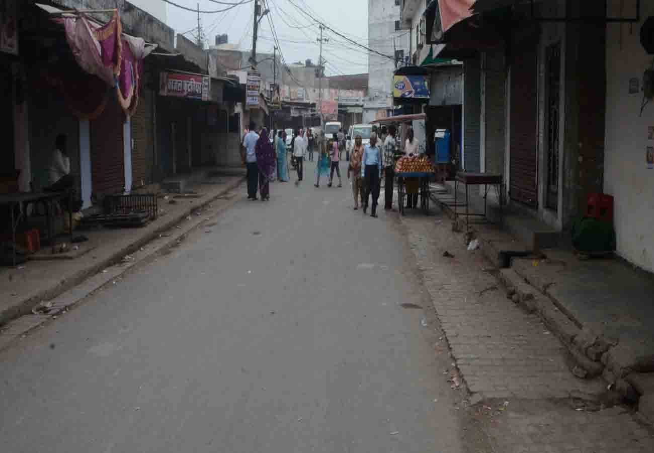 Govind Nagar Assembly by-election,  voting percentage reduced