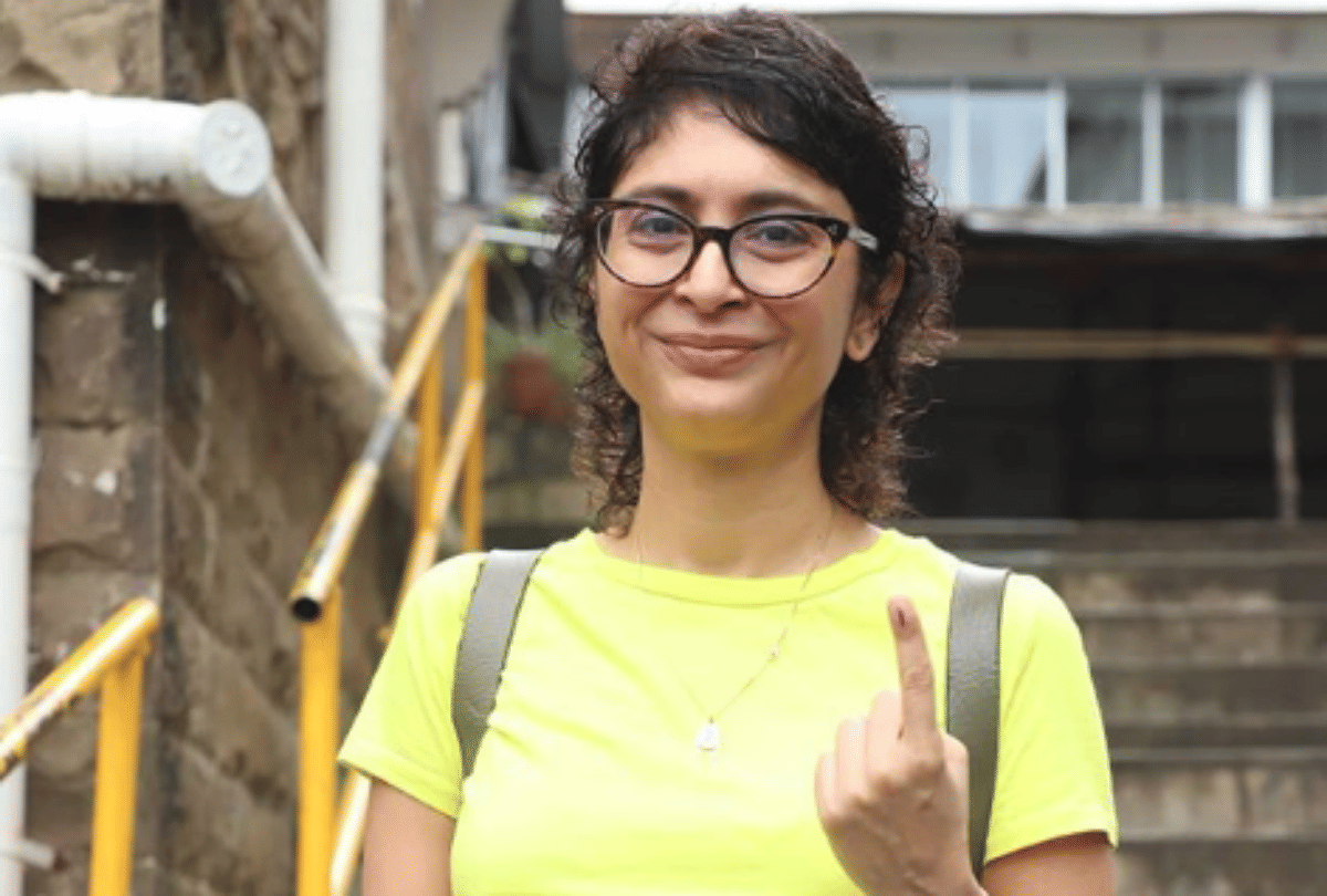 Maharashtra Assembly Elections 2019 Bollywood Celebrities Vote
