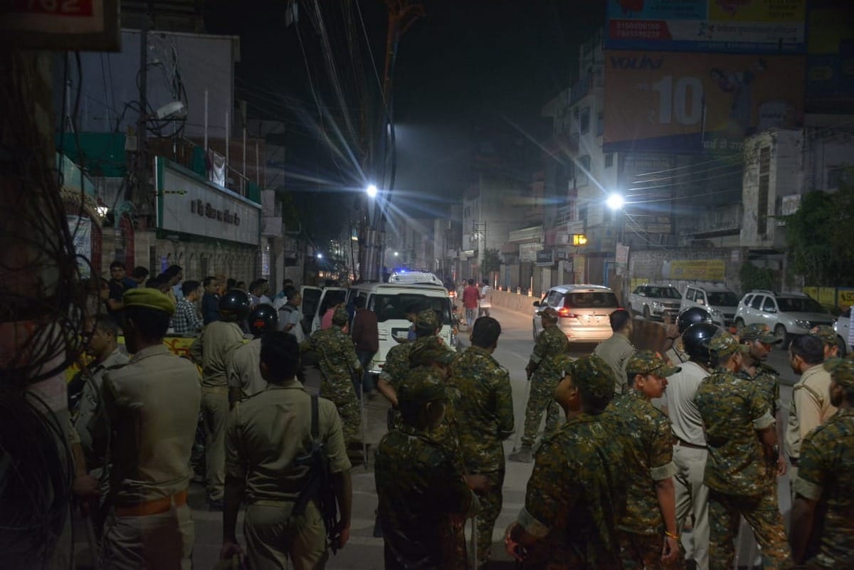 Former DIG son builder Balwant singh shot dead in Varanasi