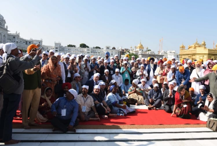 Heads of foreign missions at Golden Temple for 550th birth anniversary of Guru Nanak Dev