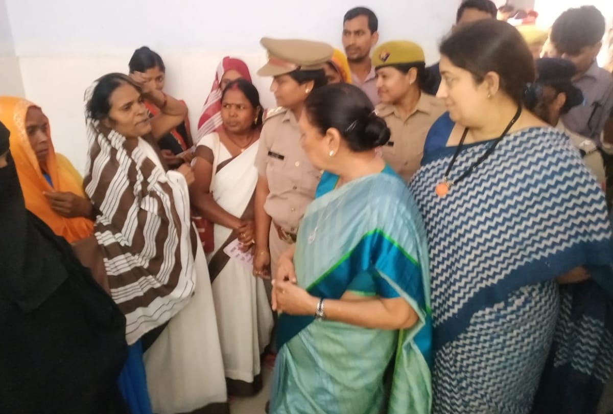 governor anandiben and minister smriti irani in amethi, will be reviewing central programs