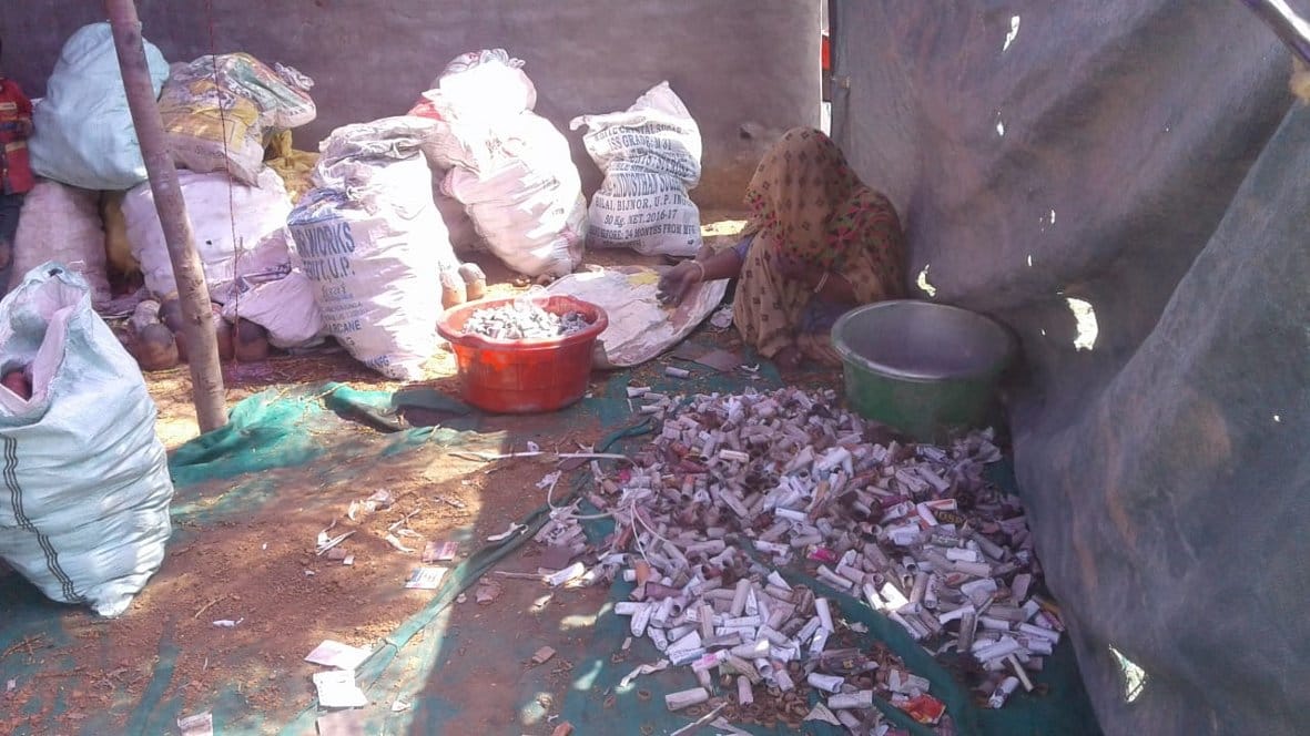 aviadh pataakhon ka khel jaari