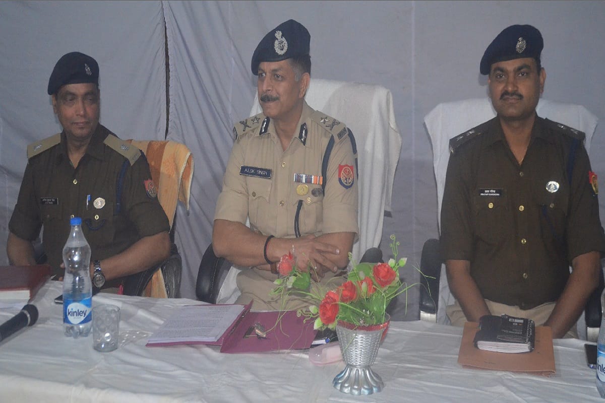 IG Alok Singh said the decision will come on Ayodhya,so police officers alert in Baghpat