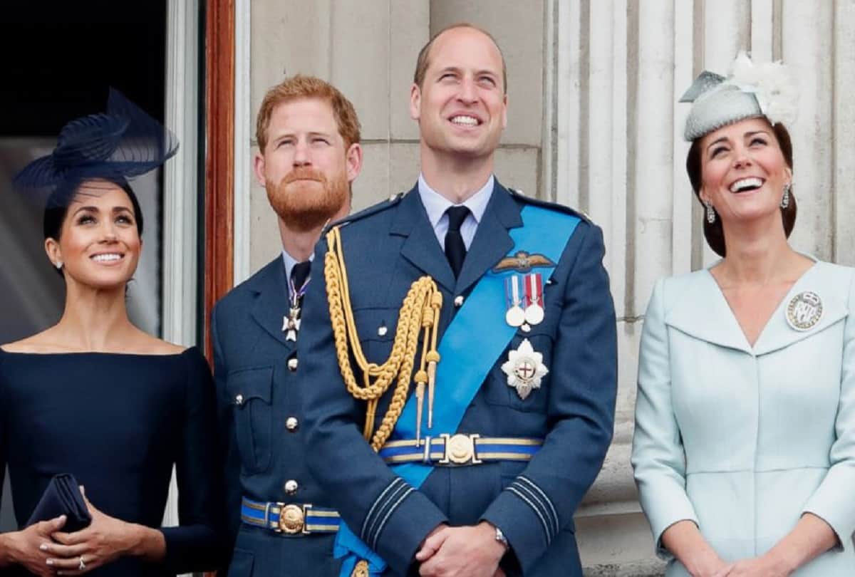 Interesting facts about Britain Royal Family Queen Elizabeth 2 and family work days in a year, British Prince and Princess