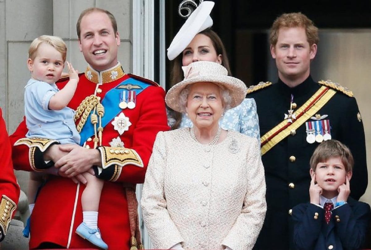 royal family of britain invites vacancy for Head of Digital Engagement