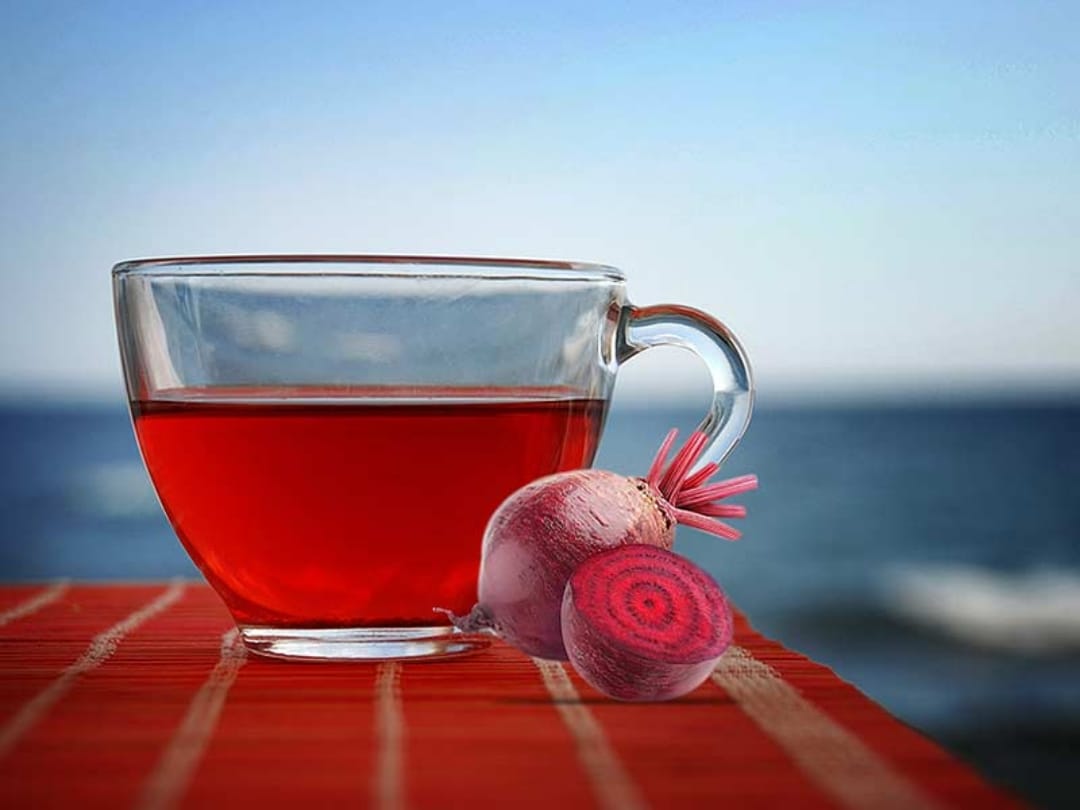 know why herbal tea is harmful in pregnancy and betroot tea is good for pregnant woman