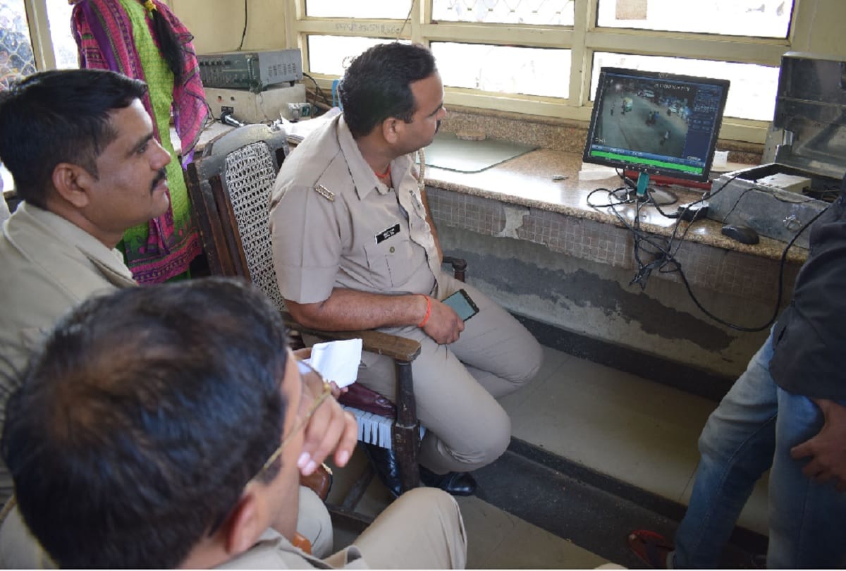 kamlesh tiwari murder case killers wanted to escape to Nepal
