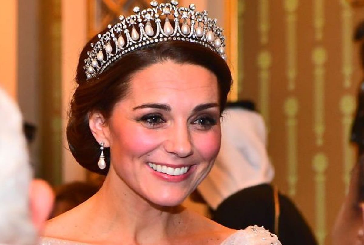 British Royal Family weird protocols, bizzare rules of Queen Elizabeth and family