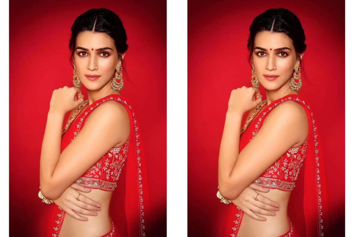 Kriti Sanon Wore Mask as Fear of Corona Virus Video Goes Viral in Social Media