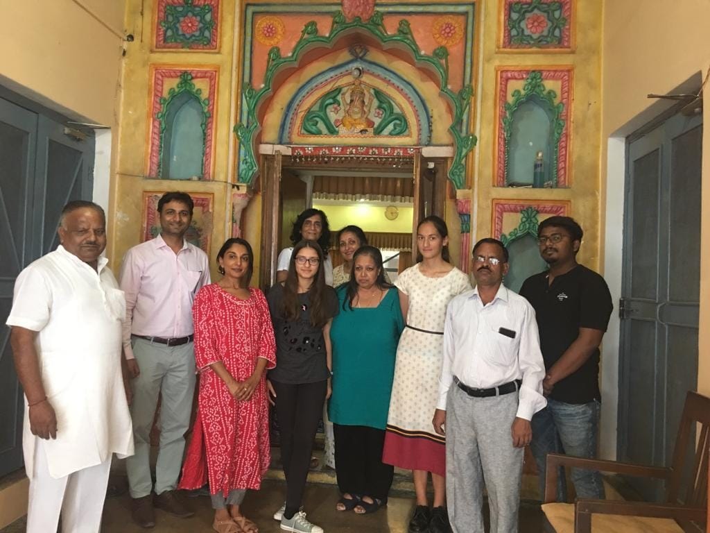 foreign students see poet maithlisharan gupt haritage