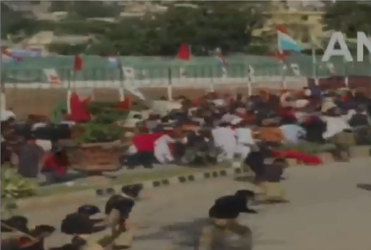 Two dead and several injured as police lathicharged protesters in Pakistan Occupied Kashmir