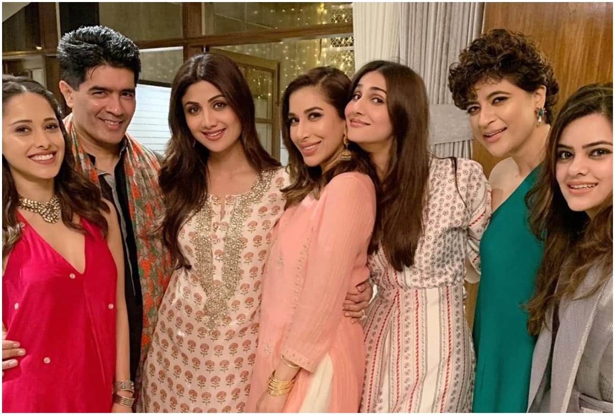 Manish Malhotra tested positive for covid 19 kept himself in home isolation
