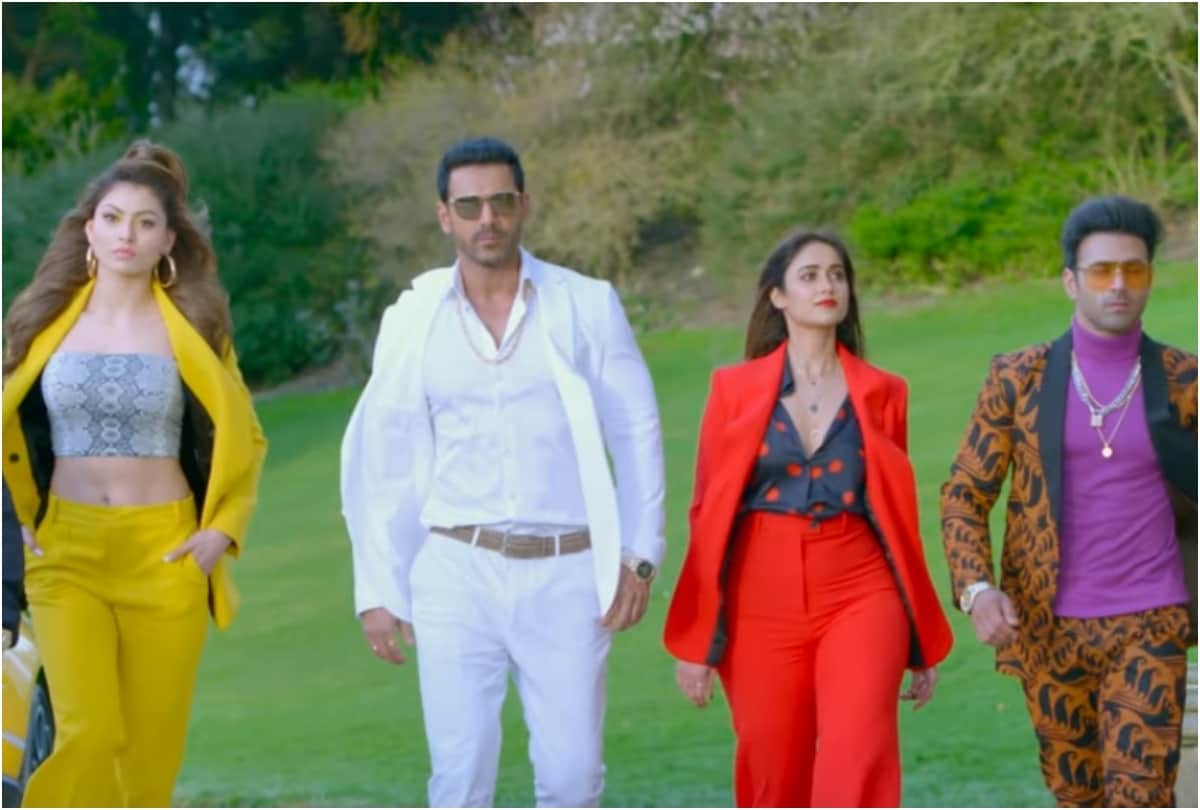 Pagalpanti review Starring John Anil Arshad Pulkit Ileana Urvashi Kriti Saurabh