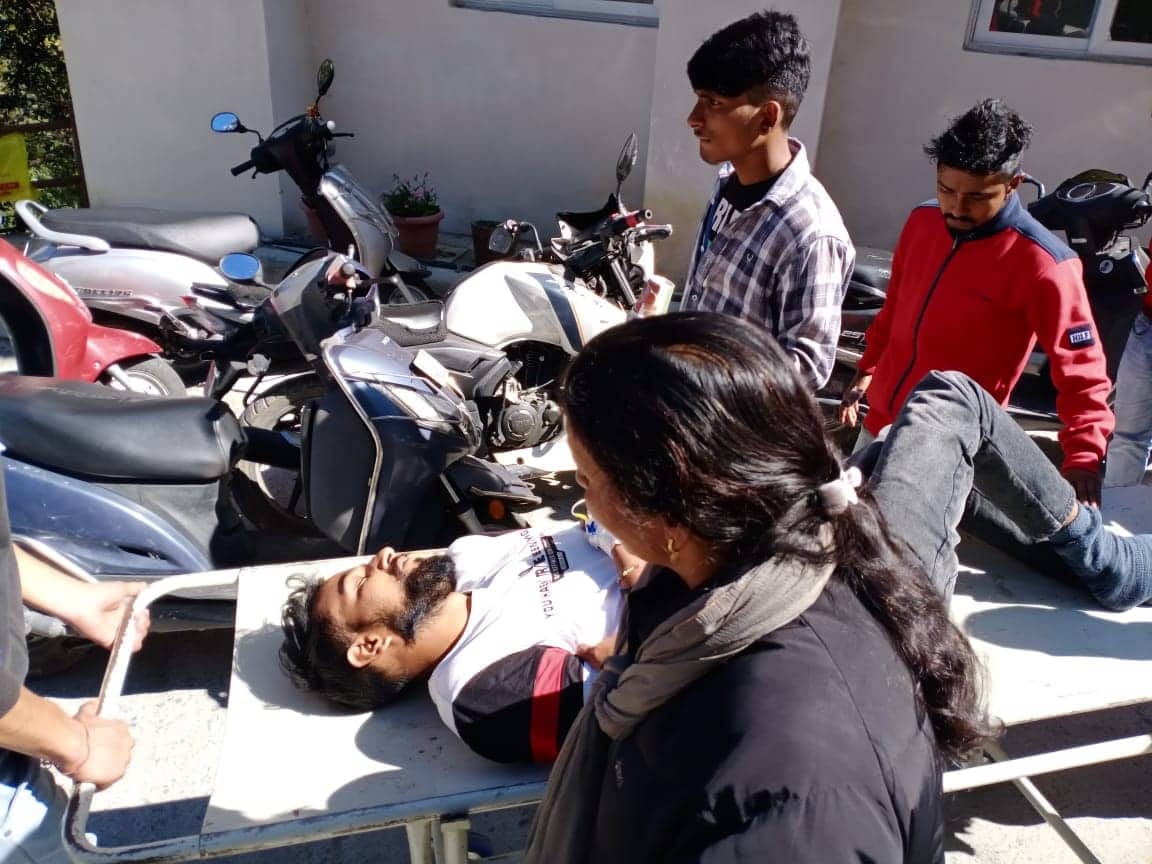 Mussoorie Municipality track merchant drank finials, condition critical