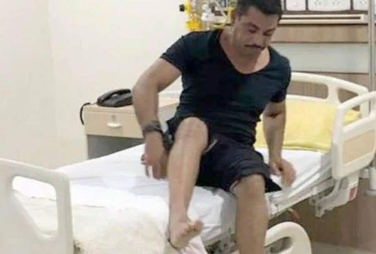 Robert vadra may discharge by Tuesday evening from metro hospital having back pain