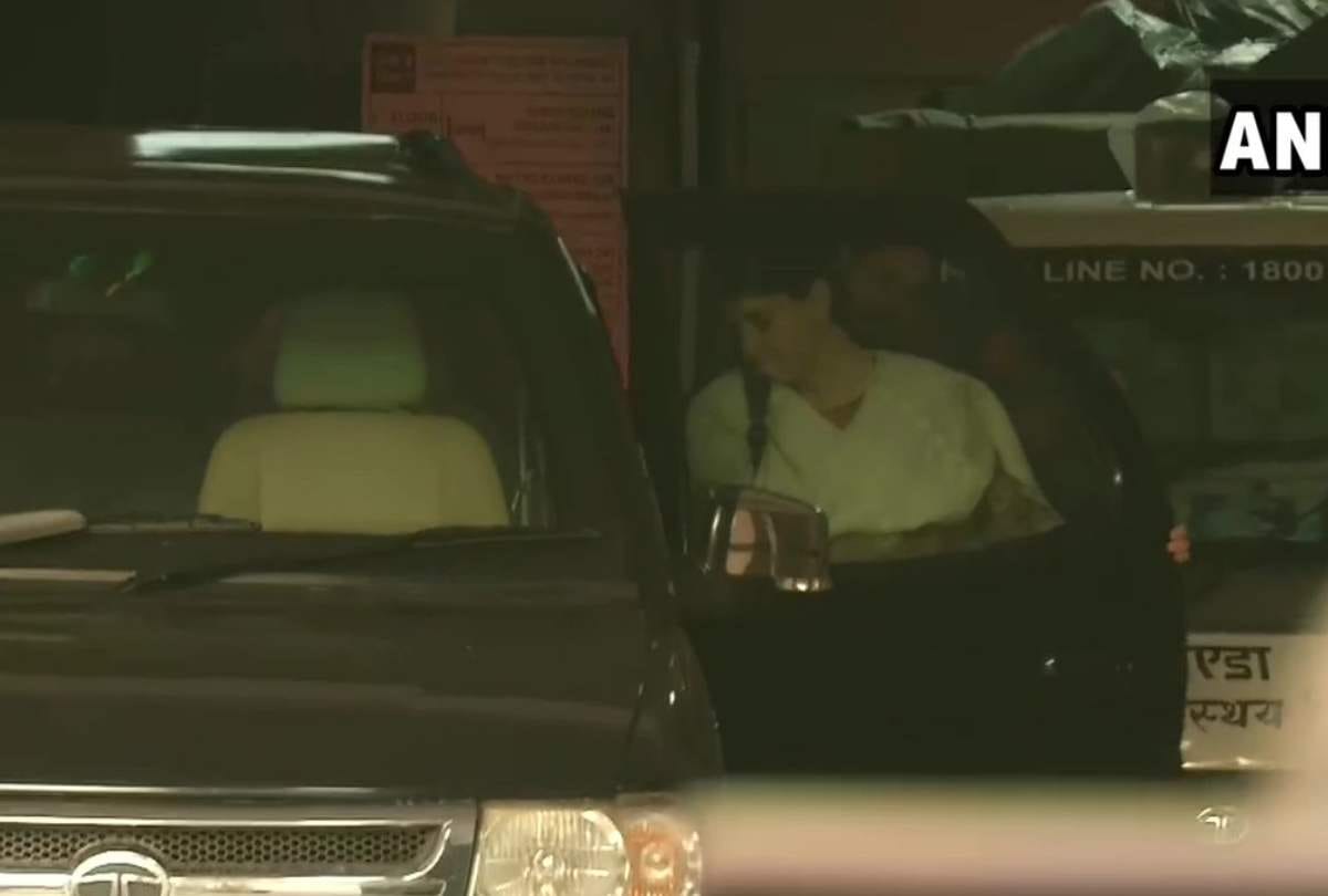 Robert vadra may discharge by Tuesday evening from metro hospital having back pain