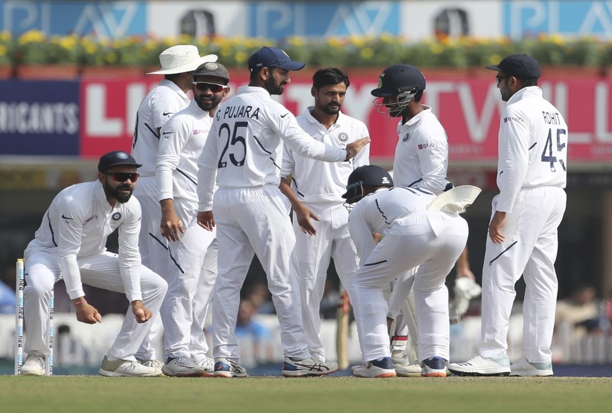VIDEO: Indian spinner Shahbaz Nadeem caught and bowled Lungi Ngidi in bizarre manner