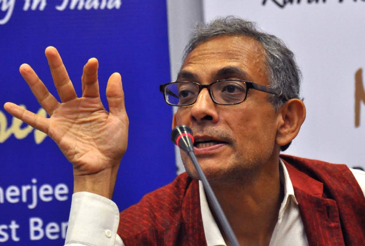 Nobel prize winner abhijit banerjee meets pm modi then press conference skip controversial question
