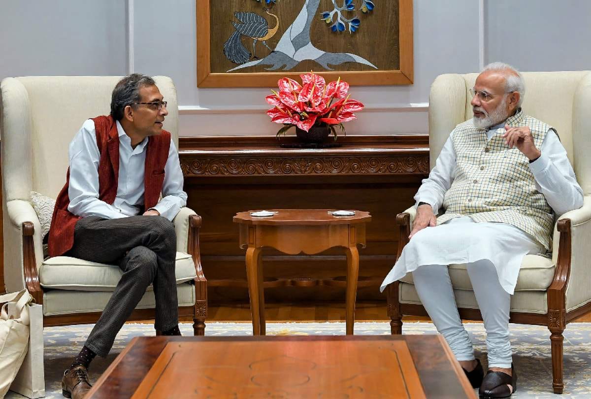 Nobel prize winner abhijit banerjee meets pm modi then press conference skip controversial question