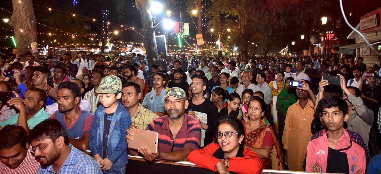 amarujala carnival : The confluence of dance and music with shopping
