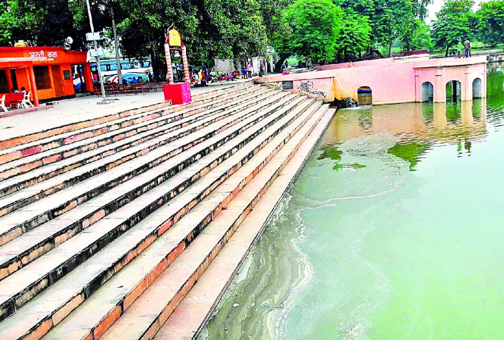 Prepration for deepotsav in Ayodhya.