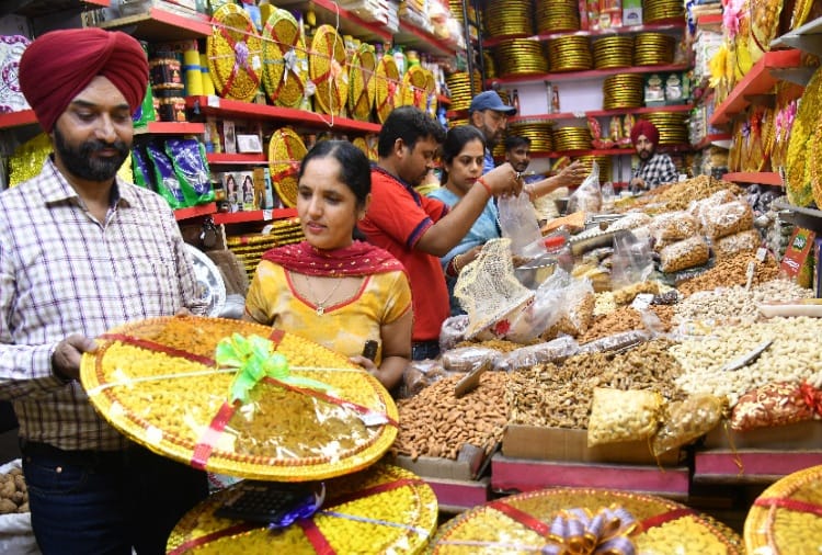 dry fruits price decreased on diwali 2019